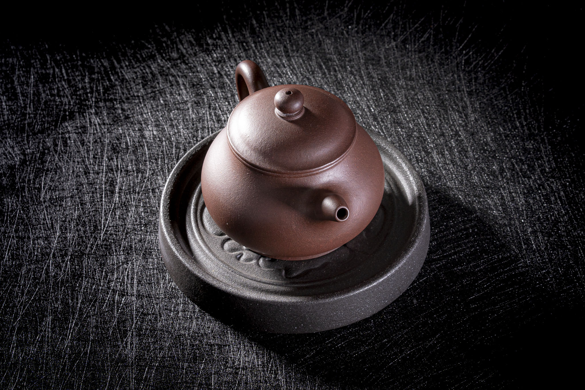 Image THÉIÈRE "PAN" DE YIXING 宜興