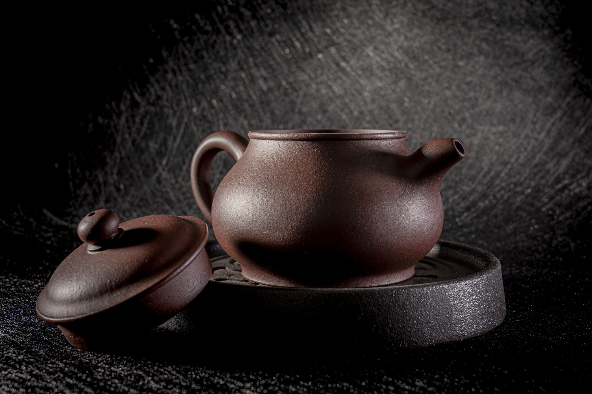 Image THÉIÈRE "PAN" DE YIXING 宜興