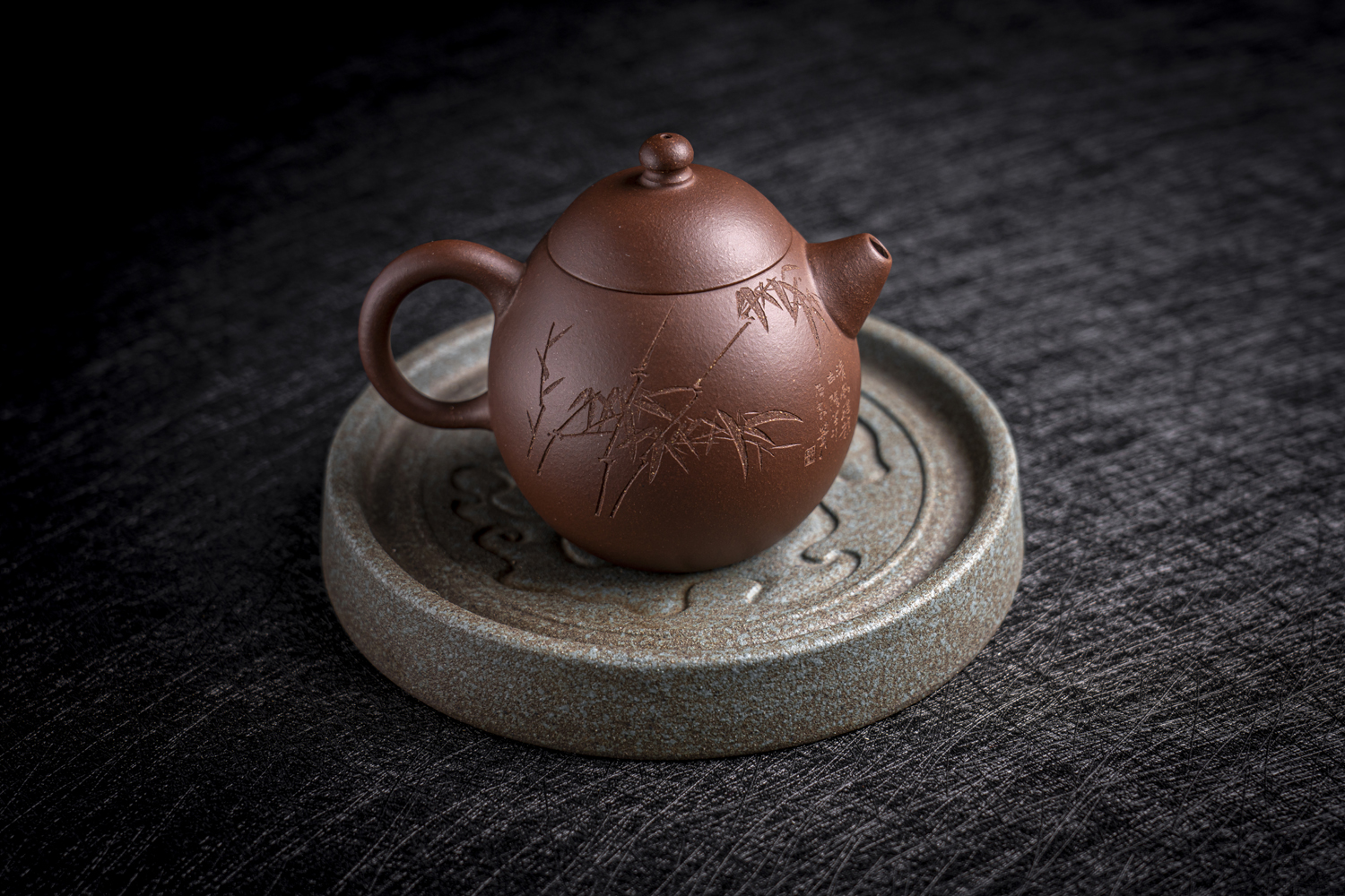 Image "Oeuf de dragon" DE YIXING 宜興龙蛋